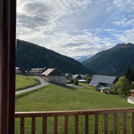 Le Chalet Des Sommets Арвьё Экстерьер фото