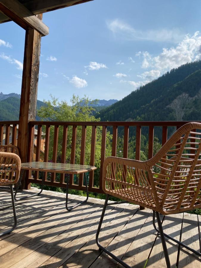 Le Chalet Des Sommets Арвьё Экстерьер фото