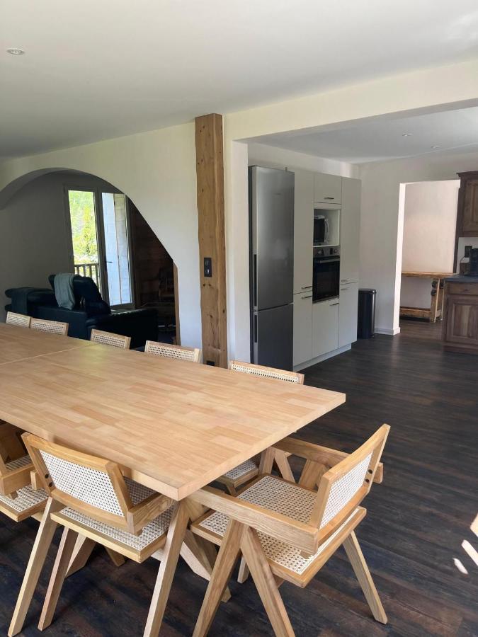 Le Chalet Des Sommets Арвьё Экстерьер фото